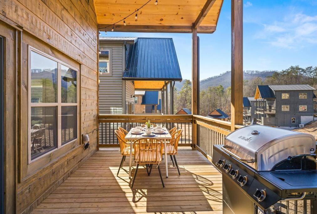 Smoky Fun Cabin Pigeon Forge Εξωτερικό φωτογραφία